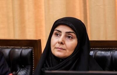 فرزانه صادق، یک وزیر مسلط و پیگیر است