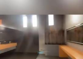 واکنش یک بلاگر آلمانی از یک سرویس بهداشتی بین راهی در نجف آباد اصفهان
