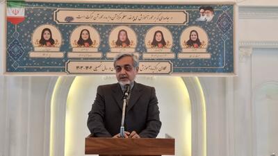 دولت چهاردهم برای ارتقای جایگاه معلمان در تلاش است