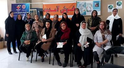 کارگاه آموزشی پیشگیری از آسیب‌های اجتماعی دختران در سقز برگزار شد