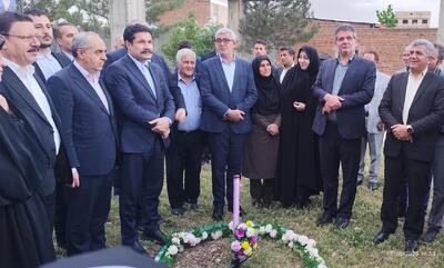 آیین کلنگ زنی پروژه نگارخانه و مجموعه فرهنگی و هنری مراغه