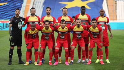 فسخ قرارداد بازیکن فولاد پس از درگیری با گل‌محمدی