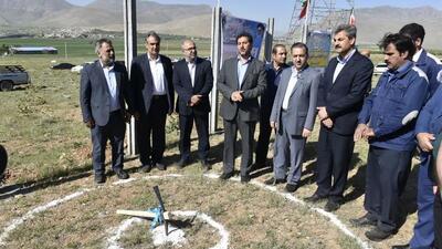 عملیات اجرایی احداث نیروگاه خورشیدی ۵ مگاواتی در شازند آغاز شد