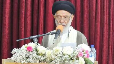 معلمان تاثیرگذارترین افراد جامعه هستند