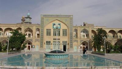 مدرس حوزه و دانشگاه: حوزه علمیه قم منشاء خدمات بی‌نظیری در عالم اسلام بوده است