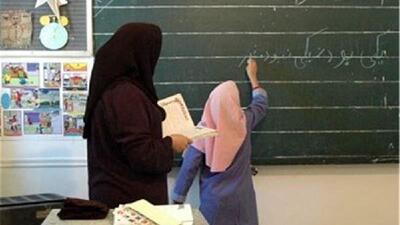 محبت و اخلاق حسنه، کلید موفقیت معلمان است