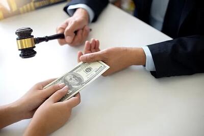 نفقه زنان افزایش یافت + حکم نفقه زن و میزان آن بر اساس فتوای آیت‌الله العظمی سیستانی اندیشه معاصر