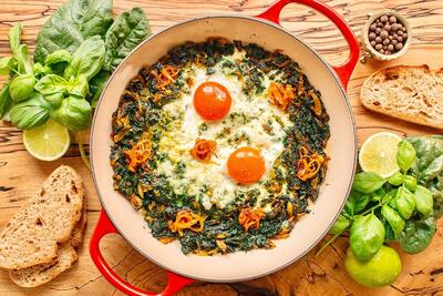 طرز تهیه نیمرو اسفناج ، خوشمزه و مقوی
