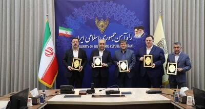 امضای تفاهم نامه ساخت چند پروژه ریلی با سرمایه‌گذار خارجی