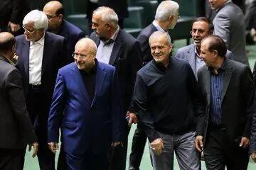 قابی خاص از مسعود پزشکیان و محمدباقر قالیباف در جلسه شورای عالی انقلاب فرهنگی + عکس