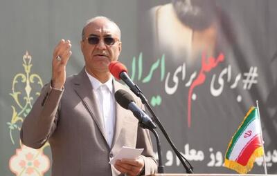 مدارس کانکسی و سنگی استان تا مهر جمع‌آوری می‌شوند