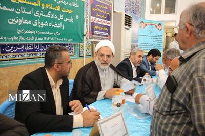 مسئولان قضایی استان سمنان به مشکلات حقوقی و قضایی ۶۴ نفر از مراجعان در شهرستان سرخه رسیدگی کردند