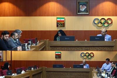 نشست مسئولان کمیته ملی المپیک و فدراسیون شمشیربازی با ۲ رشته - پارس فوتبال