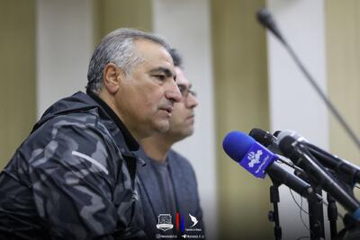 طعنه سنگین ساکت الهامی به مجری تلویزیونی: خودش «سلطان قلیان» است! - پارس فوتبال