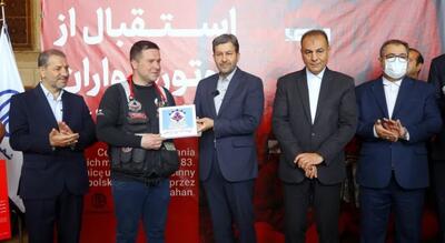 میزبانی اصفهان از سفیران صلح جهانی با تاکیدبر همزیستی تاریخی ادیان در ایران