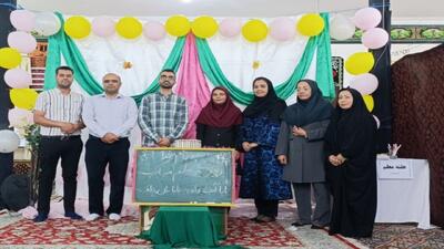 قابی خاطره انگیز از گرامیداشت معلمان روستای ده محمد + عکس