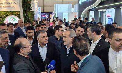 بازدید پزشکیان از نمایشگاه نفت
