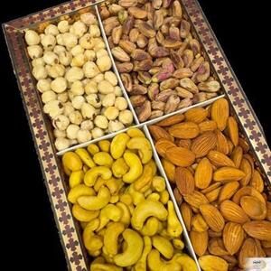 سرقت هشت میلیاردی پک‌های آجیل/ پای چهار زن در میان است