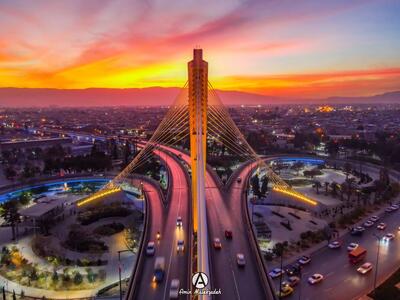 اولین پل کابلی ایران در شیراز؛ شبیه یک پرانتز باز روی تن خیابان - چیدانه