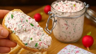 طرز تهیه کرم تربچه / دستور تهیه میان وعده کلاسیک با ترچه و پنیر