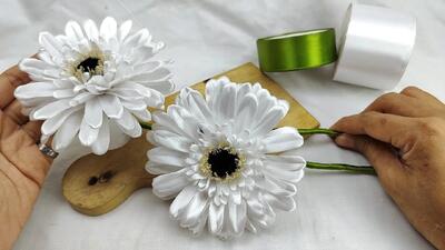 نحوه ساخت گل ژربرا با روبان / در روز ۱۰۰ شاخه بساز