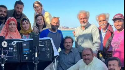 خبر روز | اتاق گریم سریال نون خ با سعید آقاخانی و صهبا شرافتی | گلی شی