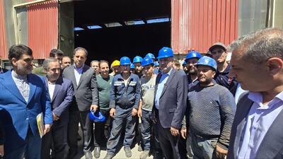 وزیر کار پای درد و دل کارگران همدانی