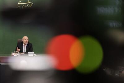 قالیباف: موضوع تبدیل شهدای جهادی به شهید خدمت را دنبال می‌کنم/ دستمان را نباید جلوی دشمن دراز کنیم؛