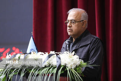 استاندار هرمزگان: همبستگی ملی، کلید مهار حادثه بندر شهید رجایی بود