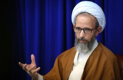پیام رهبر انقلاب به همایش باز تأسیس حوزه قم منشور دوم روحانیت است