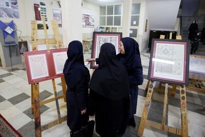 نمایشگاه اسناد تاریخی همدان، گواهی بر هویت فرهنگی غنی این استان