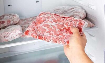 چند اشتباه رایج در فریز کردن گوشت؛ چطور از خراب شدن آن جلوگیری کنیم؟