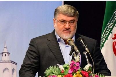 بازدید استاندار تهران از بندر خشک آپرین در اسلامشهر