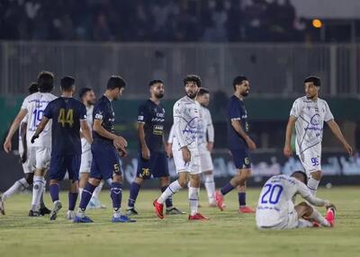 گزارش زنده: استقلال ۰ - چادرملو ۰