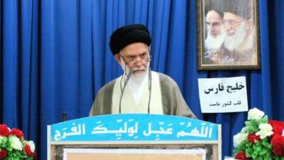 امام جمعه دیر: نام خلیج فارس تغییرناپذیر است