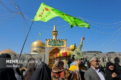 عکس/ روز میلاد امام رضا (ع) در حرم مطهر رضوی
