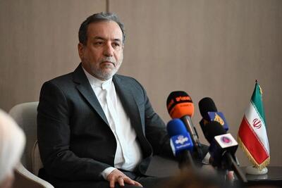 عراقچی: اینکه ما مرتب کشور‌های منطقه را در جریان مذاکرات [با امریکا] قرار بدهیم به نظرم اقدام مثبتی هست، اثرات خوبی داشته / کشور‌های منطقه هم همراهی خوبی با این مذاکرات از خود نشان داده‌اند، فردا در همین رابطه من صبح به عربستان خواهم رفت