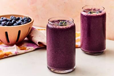 طرز تهیه اسموتی ضد التهاب لیمو بلوبری