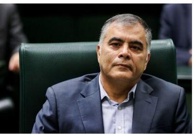 پاک‌نژاد: برای توسعه صنعت نفت منتظر بیرونی‌ها نمی‌مانیم
