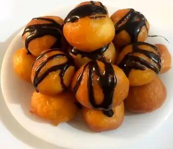 طرز تهیه پیراشکی شکلاتی لقمه ای