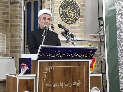 امام جمعه مهاباد: اهل سنت ارادت خاصی برای امام رضا(ع) قایل است