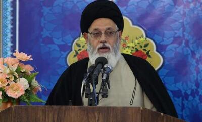 امام جمعه بخش مرکزی یزد: خلیج همیشه فارس حقیقتی ریشه‌دار در تاریخ است