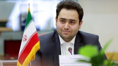 واکنش تند داماد روحانی به رونمایی از غرفه «رئیسی عزیز ما» در نمایشگاه کتاب | رویداد24