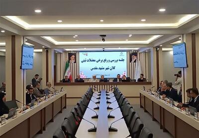 تحویل 1472 برگ سند مالکیت حدنگار بازار رضا(ع) - تسنیم