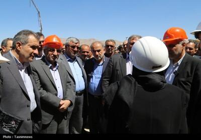 بازدید اعضای کمیسیون تولید داخلی مجلس از صنایع اسفراین - تسنیم