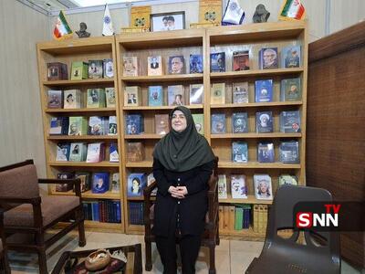 مهاجرانی، سخنگوی دولت چهاردهم در نمایشگاه کتاب تهران حضور یافت