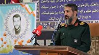 رسانه‌های دشمن را با ارتباط مستقیم خنثی کنیم