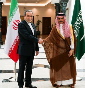 رایزنی عراقچی و وزیرخارجه عربستان