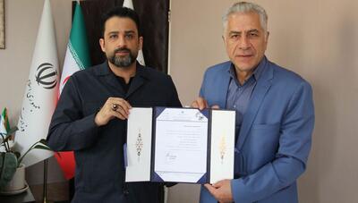 رئیس فدراسیون ناشنوایان باز هم حکم داد؛ این بار یک خواننده پاپ مشاور شد