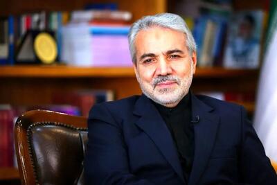 نوبخت: آن زمان که این موضوعات در ذهن کسی  نبود ما گفتیم در صورت عدم رفع تحریم، نرخ دلار در سال ۱۴۰۴ به ۱۱۰ و سپس ۱۷۸ هزار تومان می‌رسد